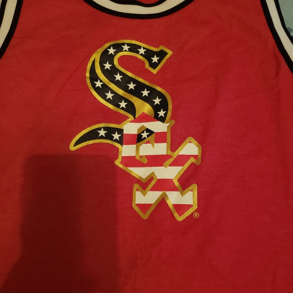 ⚾️ Chicago White Sox Tank Top ⚾️ - Picture 2 of 6